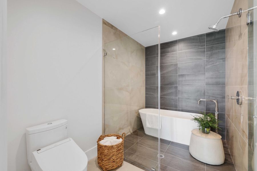 475 E Royal Palm Road - 100 475 E Royal Palm Road - 100