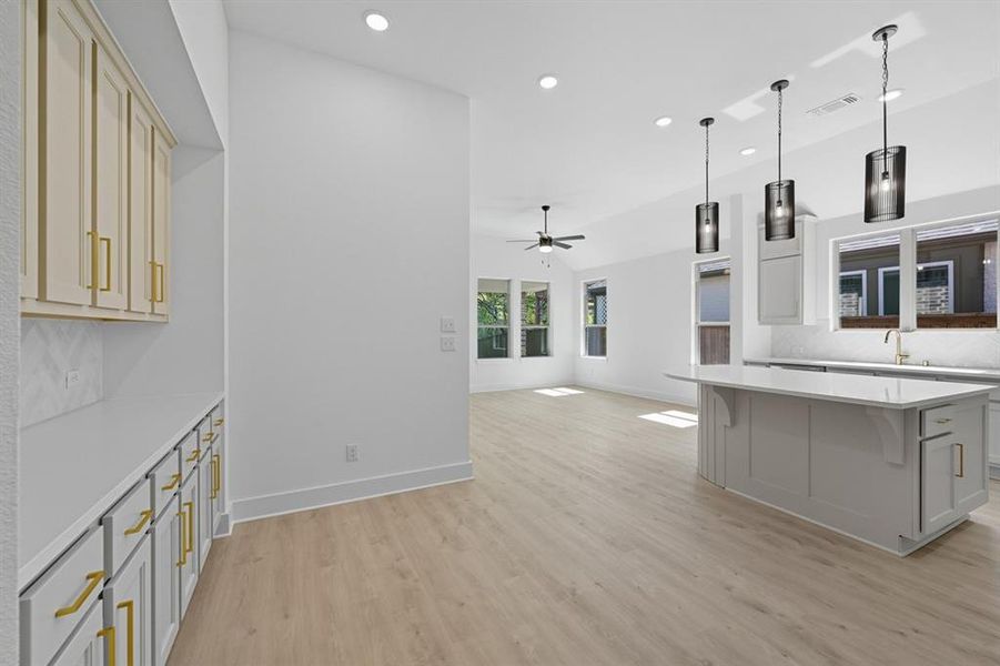 Spacious, unfurnished interior of a new home in Gateway Village - The Reserve: 45ft. lots, Denison (Image 23). Spacious, unfurnished interior of a new home in Gateway Village - The Reserve: 45ft. lots, Denison (Image 23).