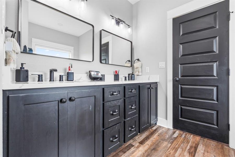 Primary Ensuite with Dual Sinks