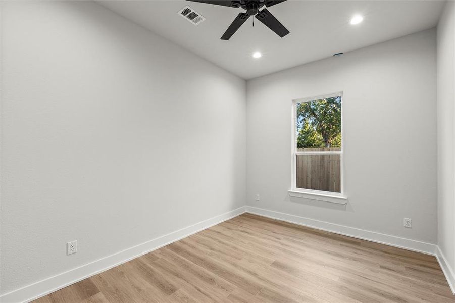 Spacious, unfurnished interior of a new home in , Waco (Image 14).