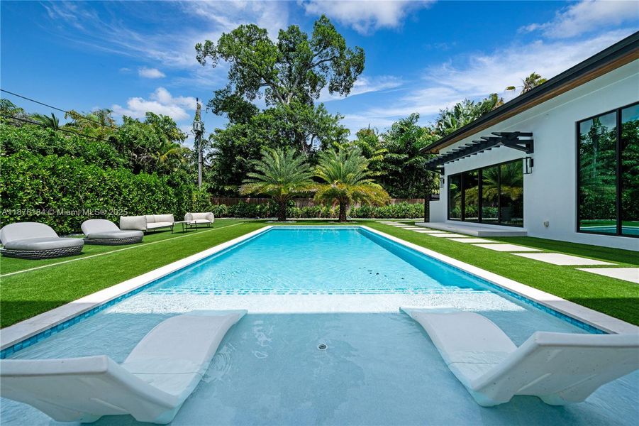 Image 69 of a home in . Image 69 of a home in .