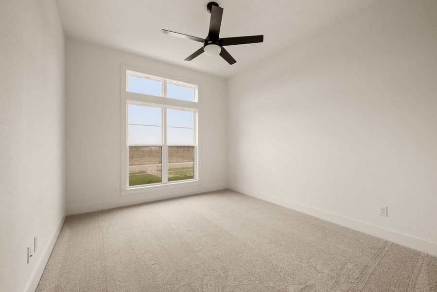 Spacious, unfurnished interior of a new home in NorthGlen, Haslet (Image 37).