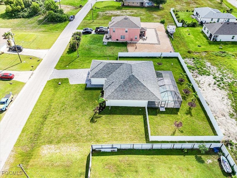 Image 40 of a home in Cape Coral.