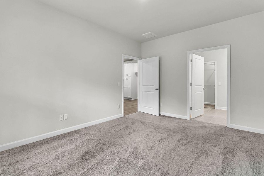 Spacious, unfurnished interior of a new home in Hammock Walk at Nexton, Summerville (Image 29). Spacious, unfurnished interior of a new home in Hammock Walk at Nexton, Summerville (Image 29).