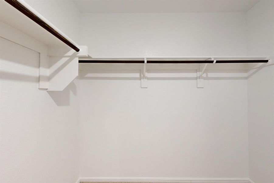 Spacious, unfurnished interior of a new home in Verandah, Royse City (Image 15).