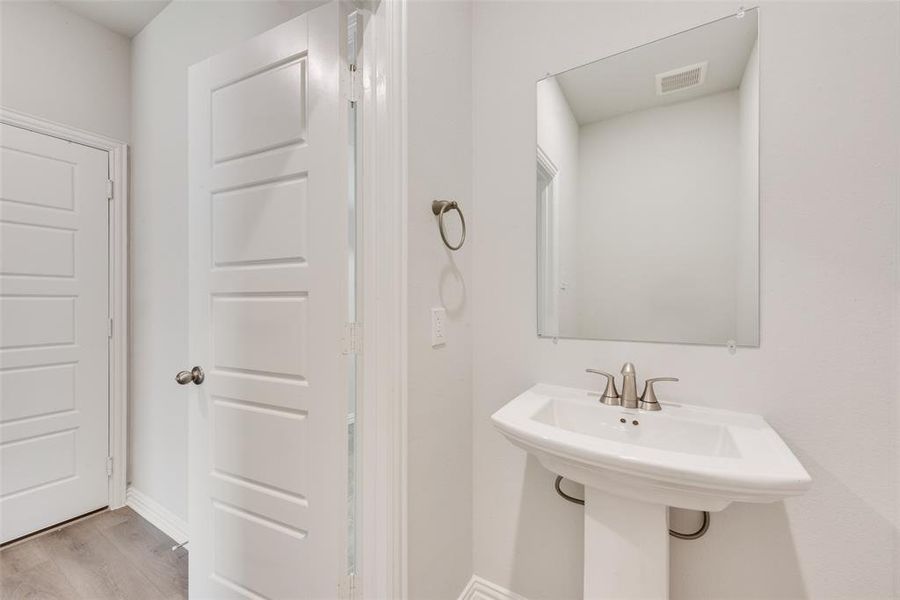 Furnished interior view inside a new home in Villages of Hurricane Creek, Anna (Image 10). Furnished interior view inside a new home in Villages of Hurricane Creek, Anna (Image 10).