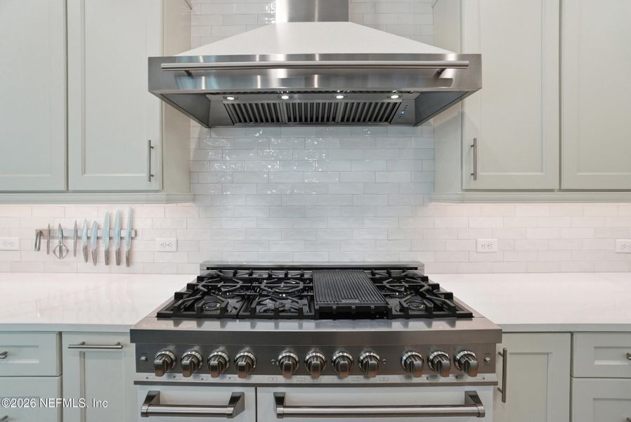 Close-up of interior finishes inside a home in Tamaya, Jacksonville (Image 25).