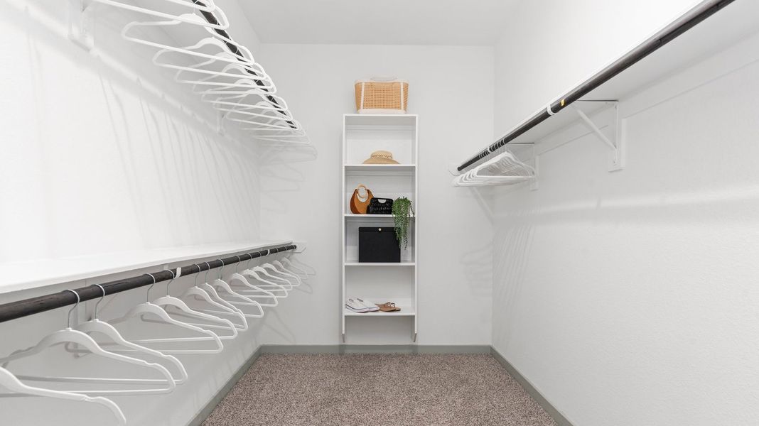 Representative furnished interior of a home built from the Colby by D.R. Horton in Lago Mar, Texas City (Image 12).