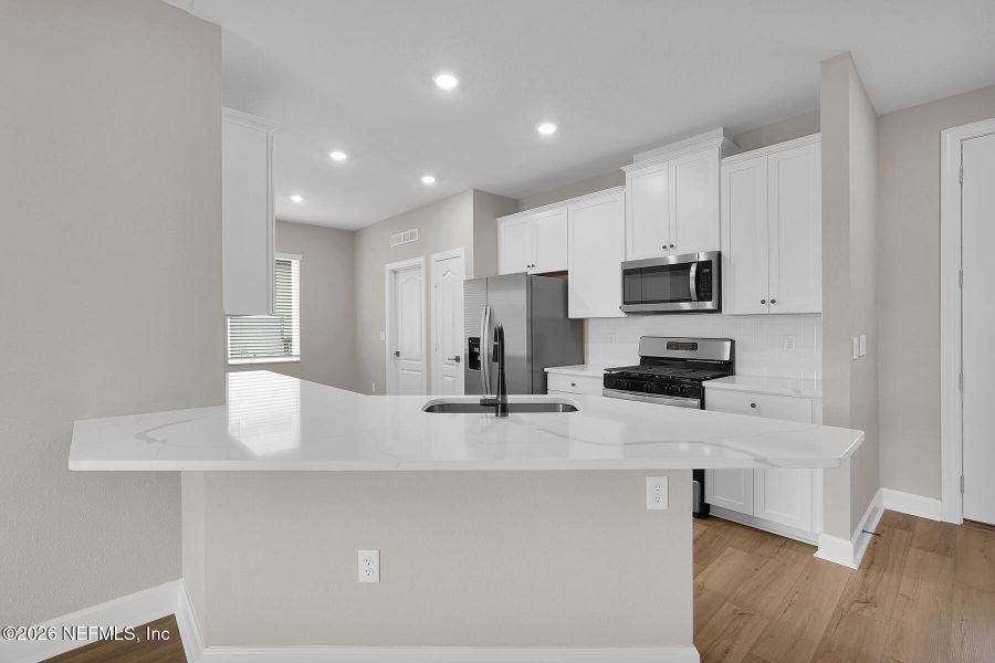 Furnished interior view inside a new home in Jennings Farm, Middleburg (Image 7).