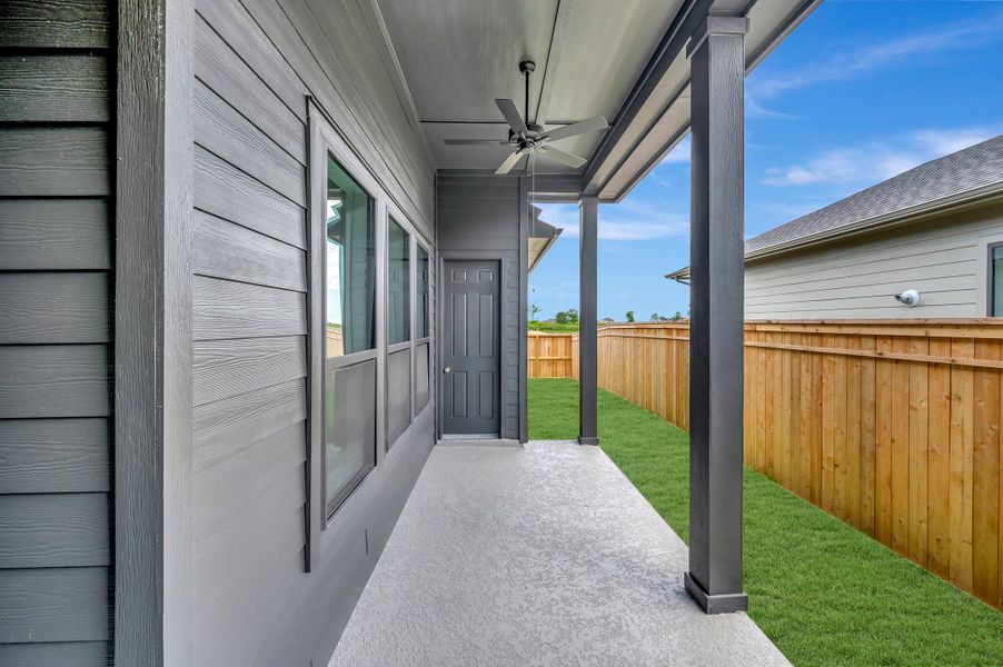 Exterior details and patio area of a home in Sienna - Landmark Row Collection, Missouri City (Image 4). Exterior details and patio area of a home in Sienna - Landmark Row Collection, Missouri City (Image 4).