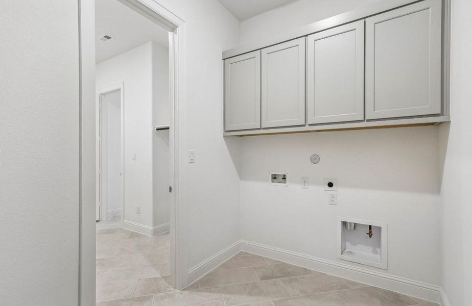 Spacious, unfurnished interior of a new home in The Grand Prairie 60', Hockley (Image 12).