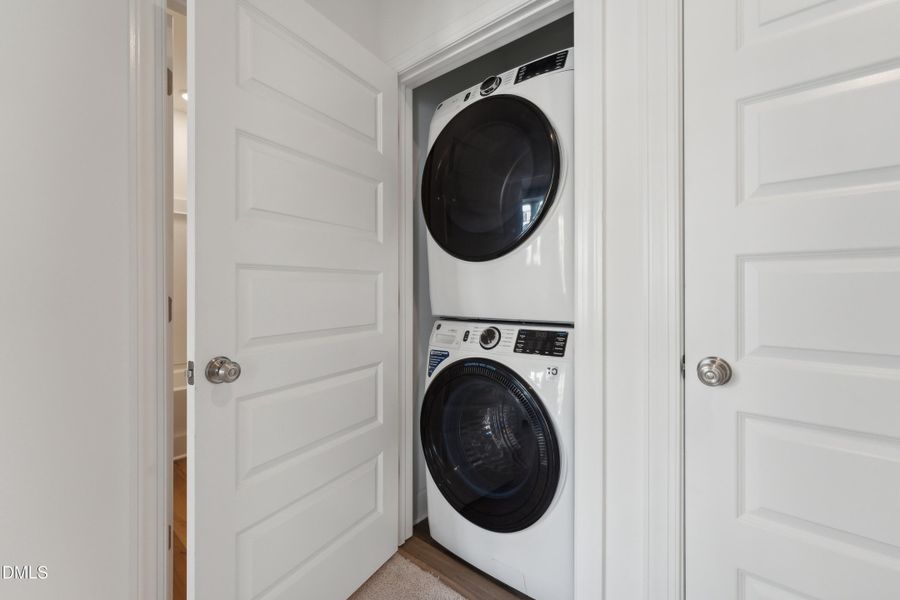 Washer and Dryer Tessa