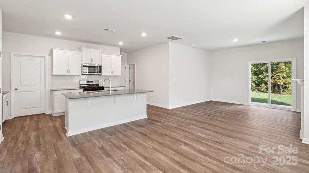 Image 38 of a home in Wallace Springs. Image 38 of a home in Wallace Springs.