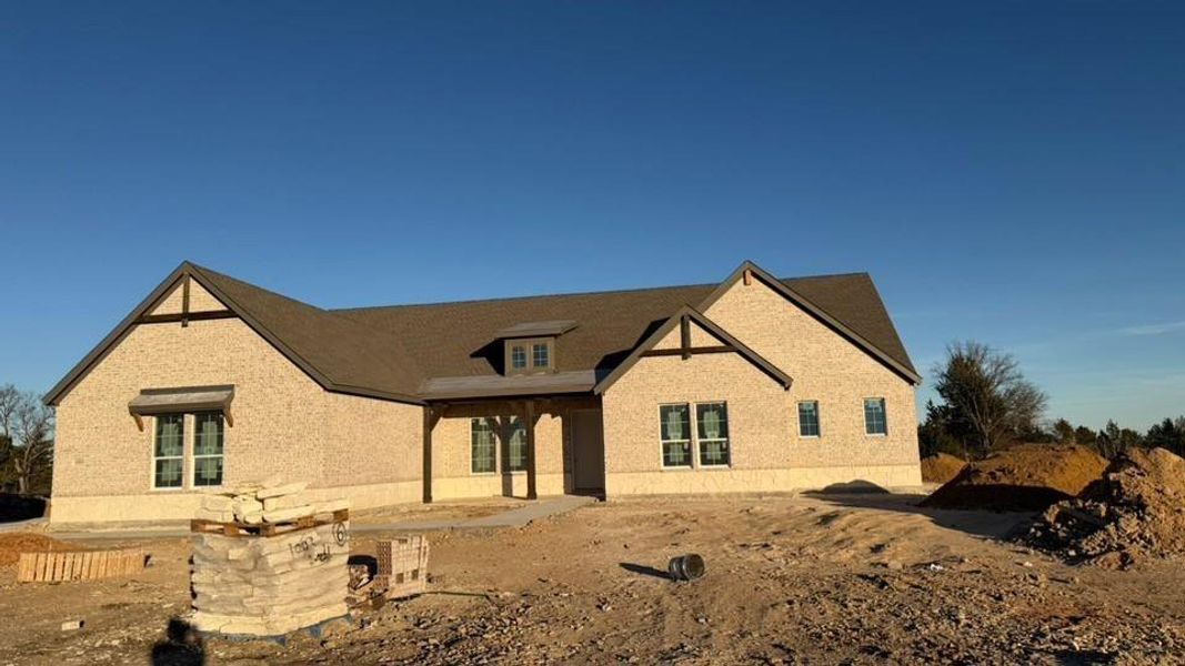In-progress construction of a new home in Grayson Ridge, Van Alstyne, TX (Image 4).