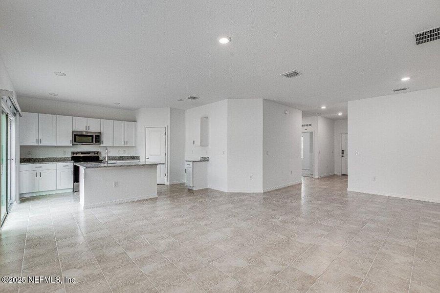 Image 29 of a home in Coopers Meadow.