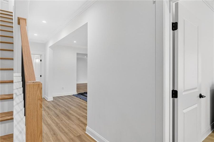 Spacious, unfurnished interior of a new home in , Marietta (Image 87).