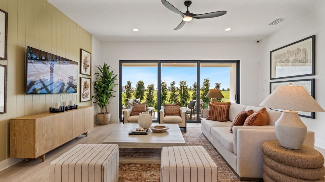Representative furnished interior of a home built from the 2517F by Perry Homes in Mandarin Grove, Palmetto (Image 20).