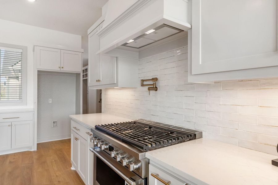 Furnished interior view inside a new home in , Bryan (Image 28).