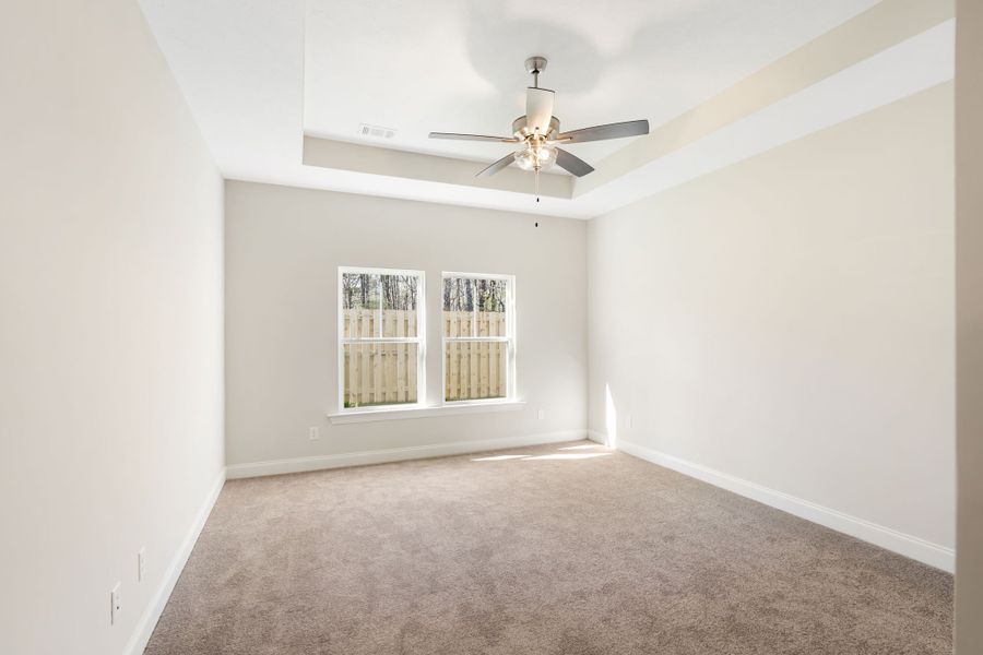 Spacious, unfurnished interior of a new home in Windsor, North Augusta (Image 16).