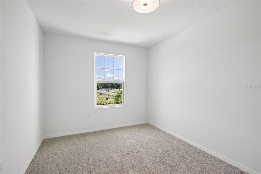 Spacious, unfurnished interior of a new home in Twin Oaks, Zephyrhills (Image 31).