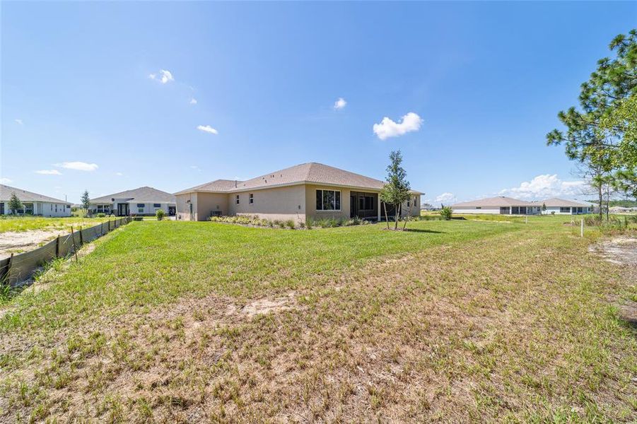 Exterior details and patio area of a home in , Ocala (Image 35).