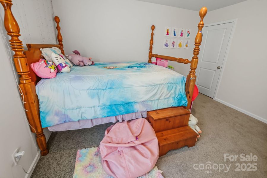 Image 27 of a home in Calvin Creek.