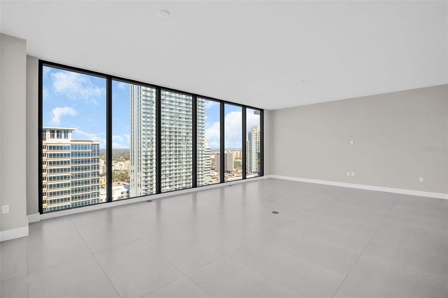 Spacious, unfurnished interior of a new home in , St. Petersburg (Image 55).