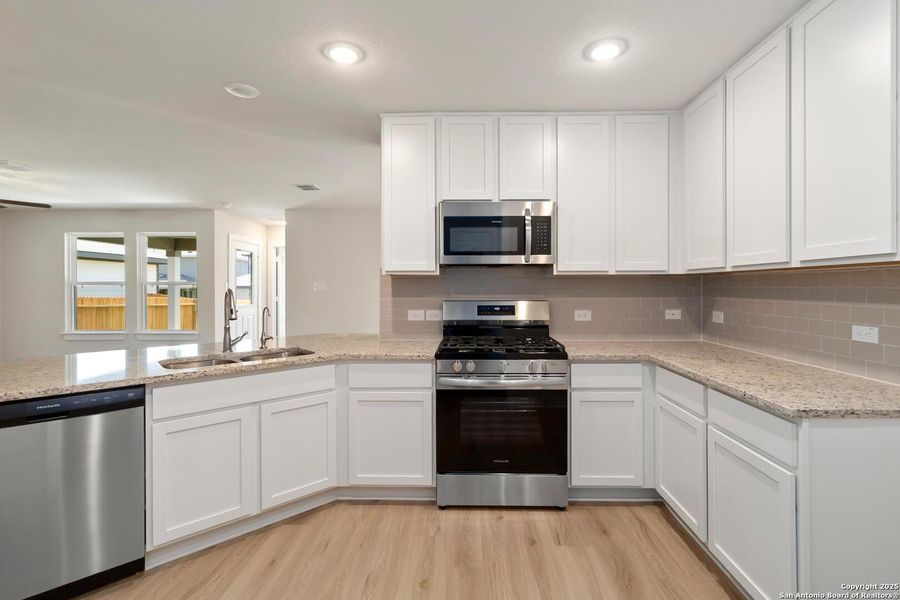 Furnished interior view inside a new home in Willow Point, San Antonio (Image 8). Furnished interior view inside a new home in Willow Point, San Antonio (Image 8).