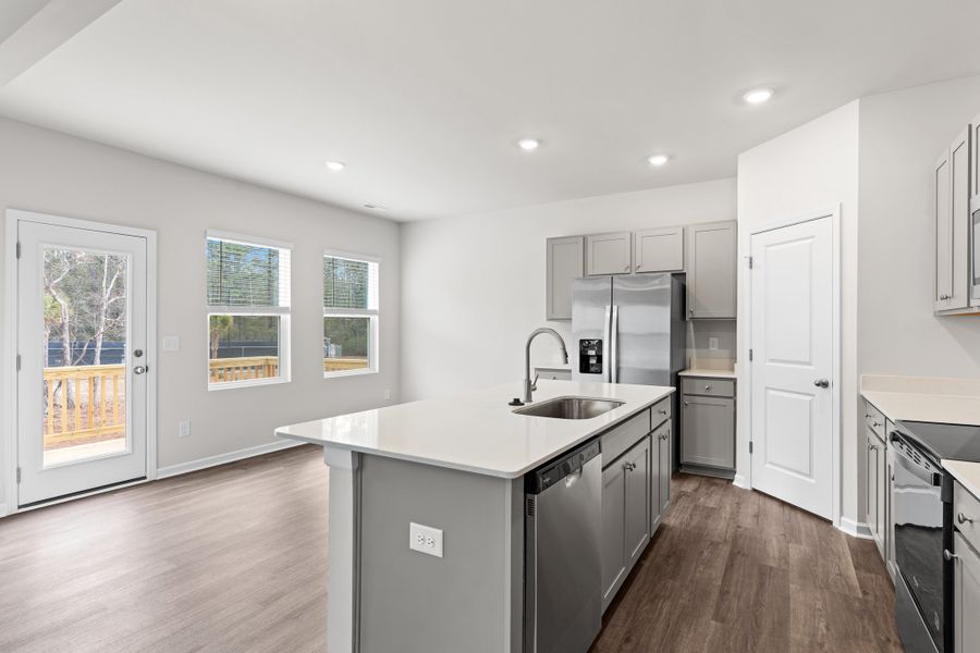 2,291sf New Home in New Bern, NC.  - Slide 16