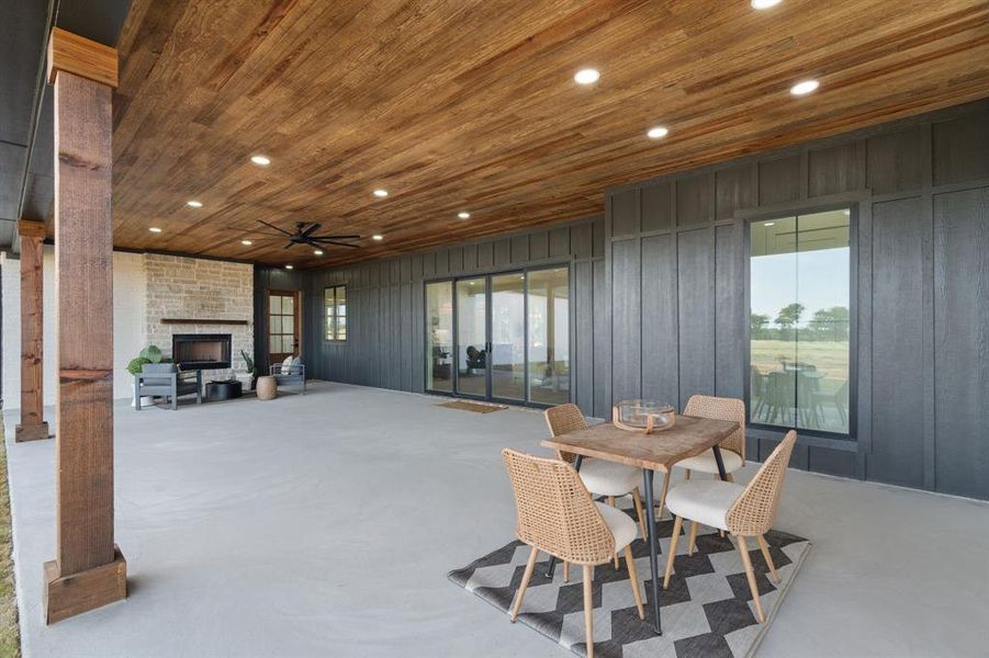 Exterior details and patio area of a home in , Krum (Image 3).