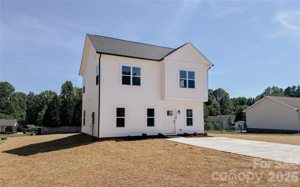 Image 25 of a home in .