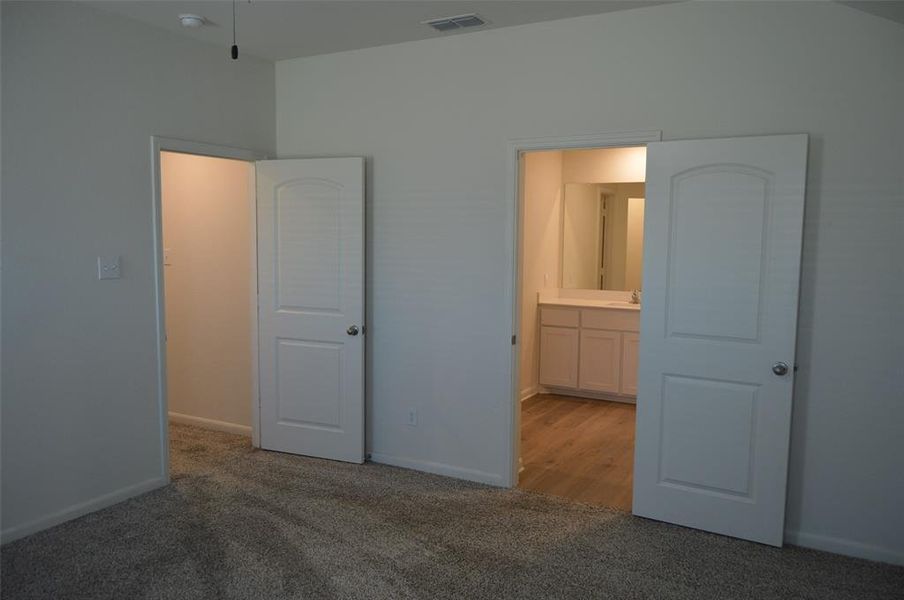 Spacious, unfurnished interior of a new home in Delano Estates, Greenville (Image 25).