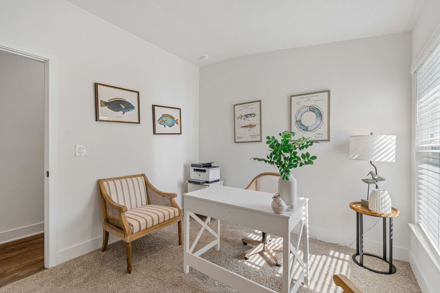 Representative furnished interior of a home built from the 1515 by Adams Homes in Winding Oaks, Weeki Wachee (Image 43).