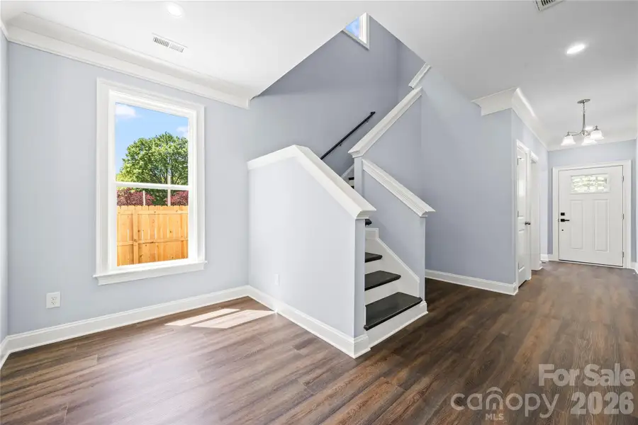 Spacious, unfurnished interior of a new home in , Charlotte (Image 19).