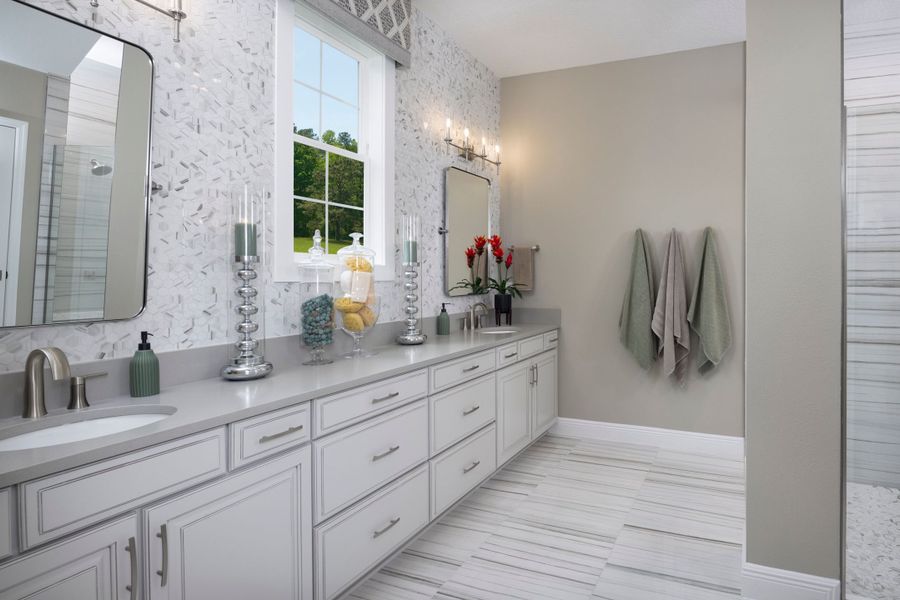 Owner's Bath | Biscayne II at Hawkstone:Owner's Bath | Biscayne II at Hawkstone