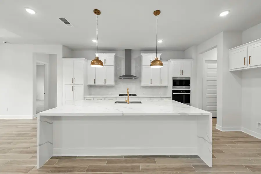 Representative image. Features, specifications, selections and colors may vary.