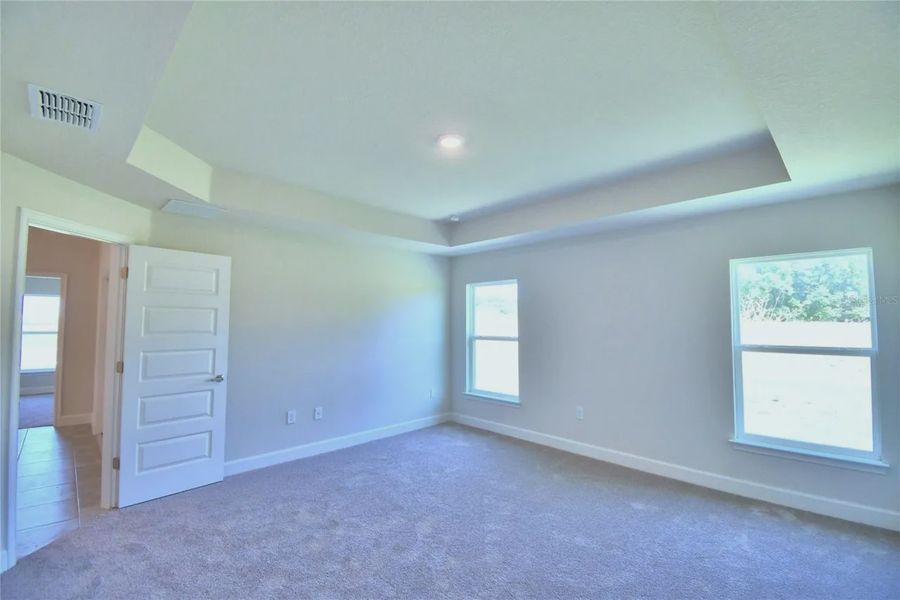 Spacious, unfurnished interior of a new home in Cadence Crossing, Auburndale (Image 17).