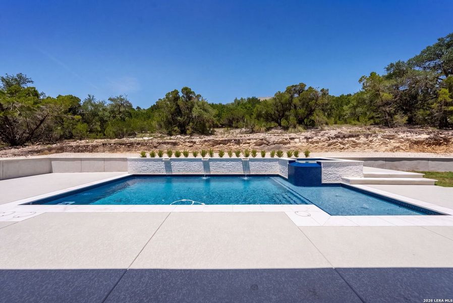 Image 86 of a home in .