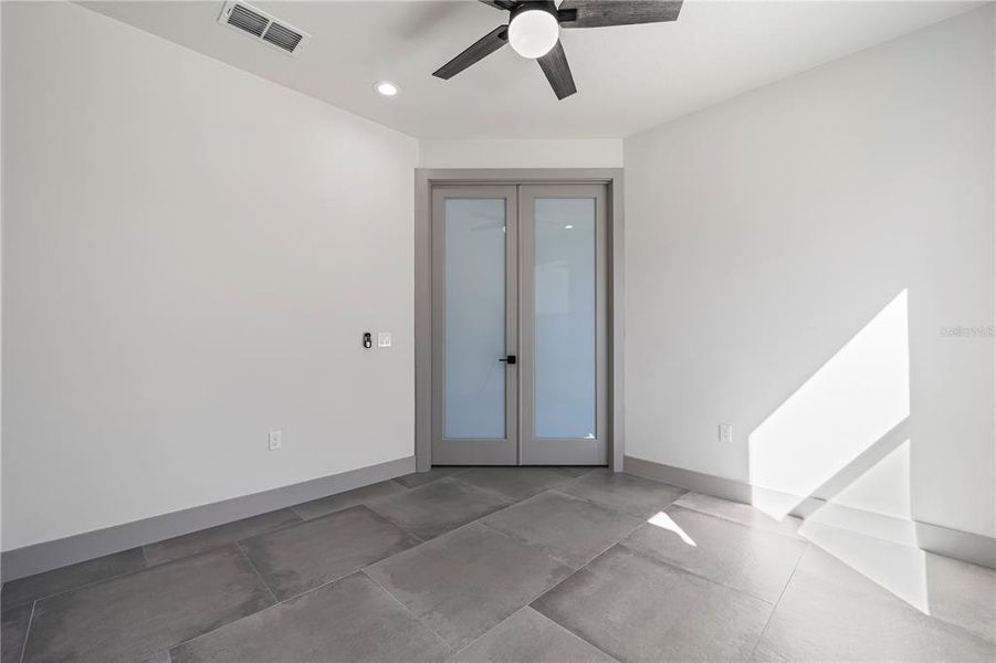 Spacious, unfurnished interior of a new home in , Palm Coast (Image 47).