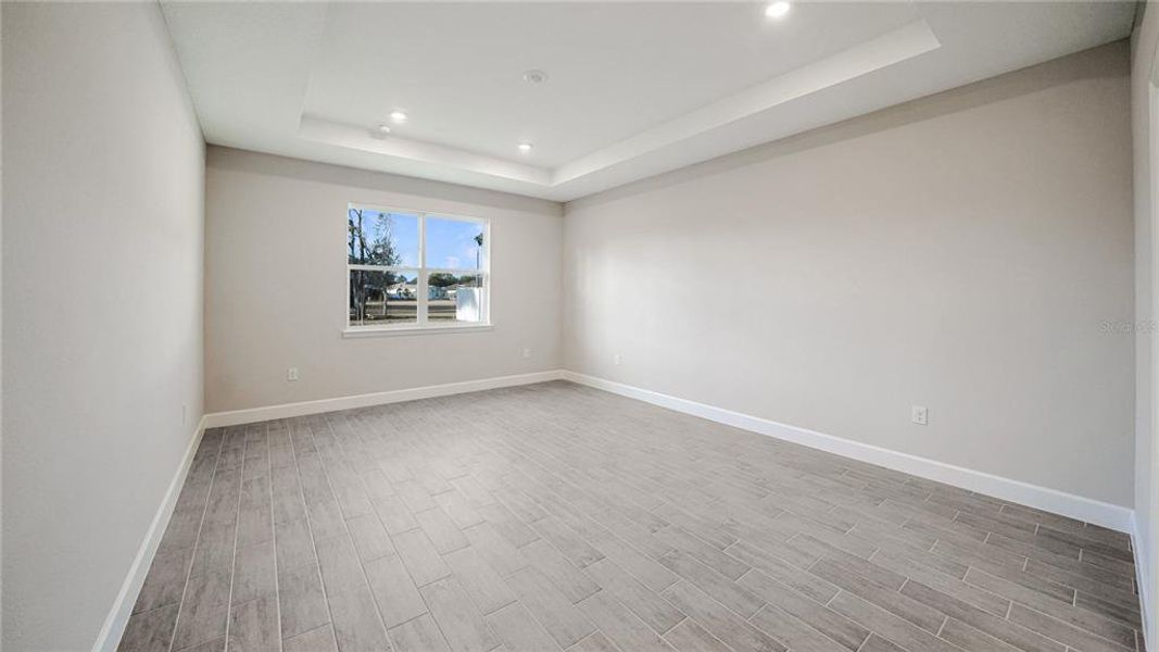 Spacious, unfurnished interior of a new home in , Palm Coast (Image 30).