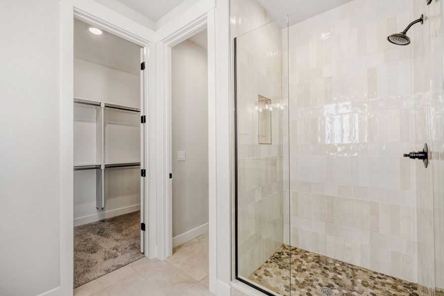 8720 San Diego - Primary Bathroom