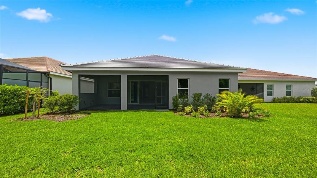 Exterior details and patio area of a home in , Fort Myers (Image 20). Exterior details and patio area of a home in , Fort Myers (Image 20).