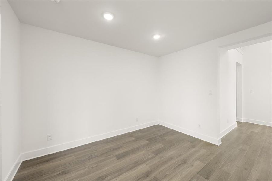 7424 Autumn Hill- Dining Room-2