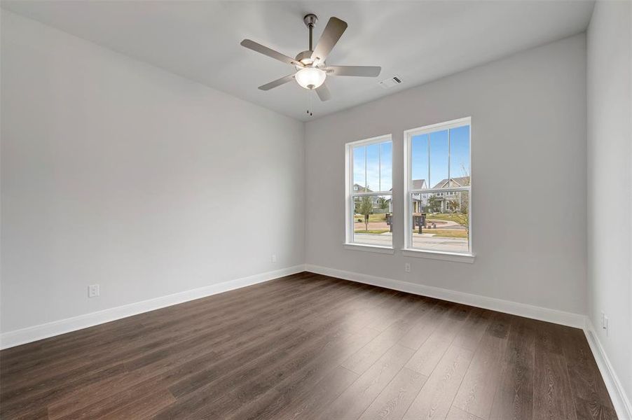 Spacious, unfurnished interior of a new home in The Retreat at Harvest, Argyle (Image 24).
