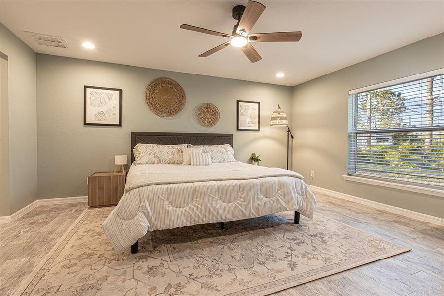 Furnished interior view inside a new home in , Port Charlotte (Image 10).