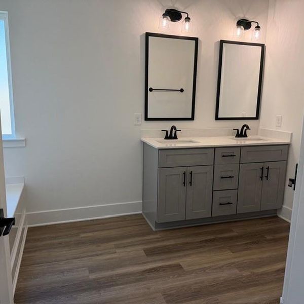 Furnished interior view inside a new home in Thunder Ridge, Dawsonville (Image 11).