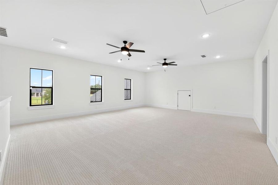 Upstairs Flex room, Game room or additional large bedroom.   Full size bath and closet so very functional extra space!