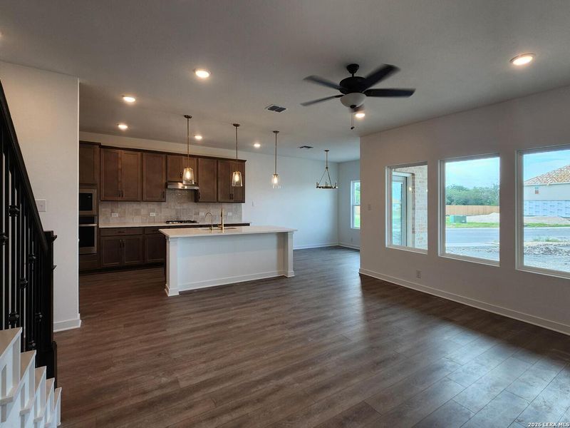 Image 22 of a home in Nopal Valley.