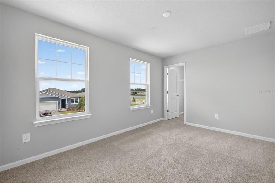 Spacious, unfurnished interior of a new home in Crosswind Ranch, Parrish (Image 16).
