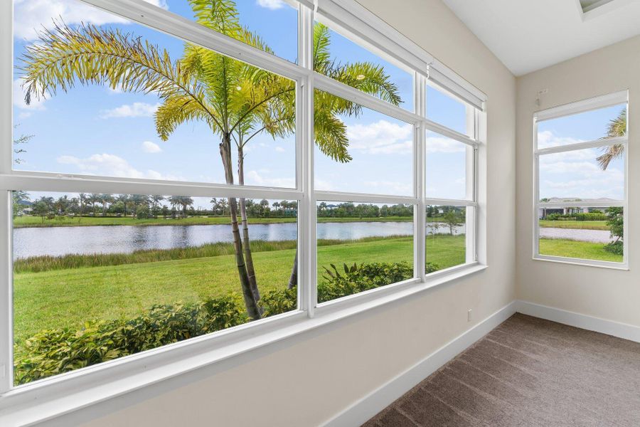 Spacious, unfurnished interior of a new home in Coral Isles at Avenir, Palm Beach Gardens (Image 18).